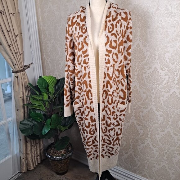 French Violet Boutique Size Large Long Open Leopard Print Cardigan Cream/Tan EUC - Picture 1 of 12